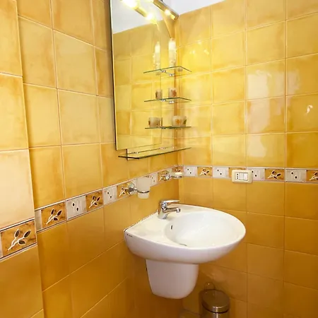 Restup With Elevator * Тирана