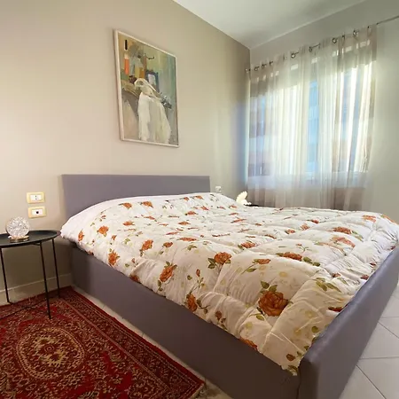 Restup With Elevator Apartment *